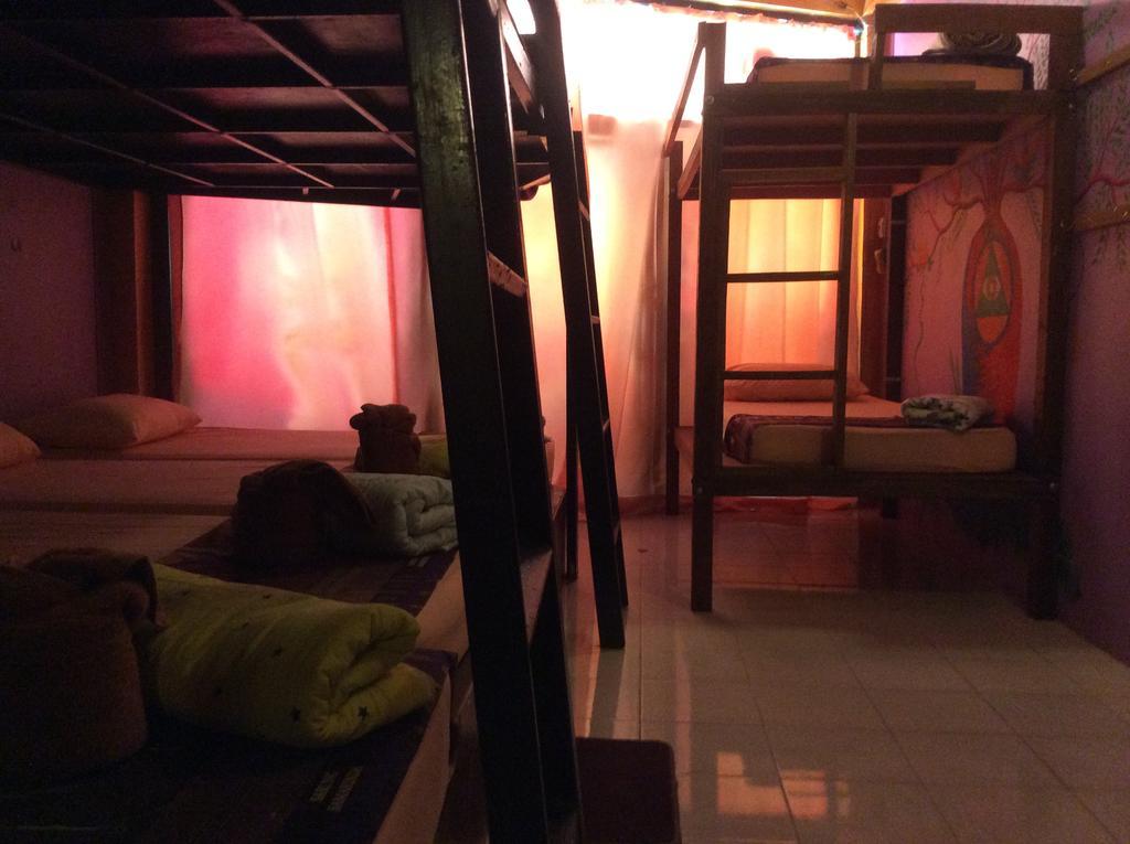 Maddy'S Hostel Ko Pha Ngan Dış mekan fotoğraf